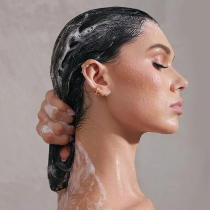 Unite Weekender Shampoo 236ml