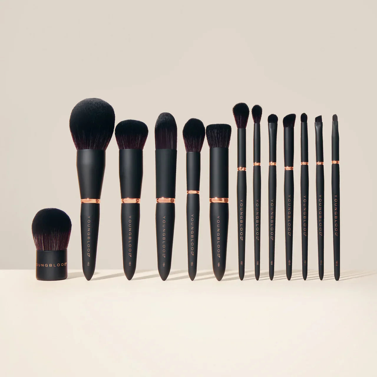 Youngblood YB6 Powder Buffing Brush