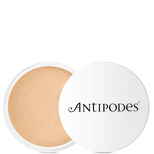 Antipodes Light Yellow 02 Mineral Powder Foundation