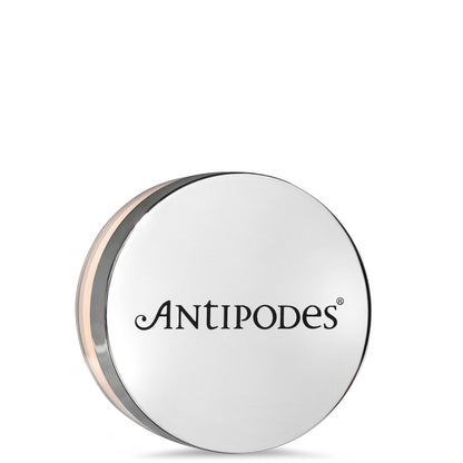 Antipodes Light Yellow 02 Mineral Powder Foundation