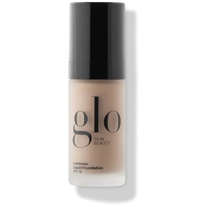 Glo Skin Beauty Luminous Liquid Foundation SPF18 - Naturelle