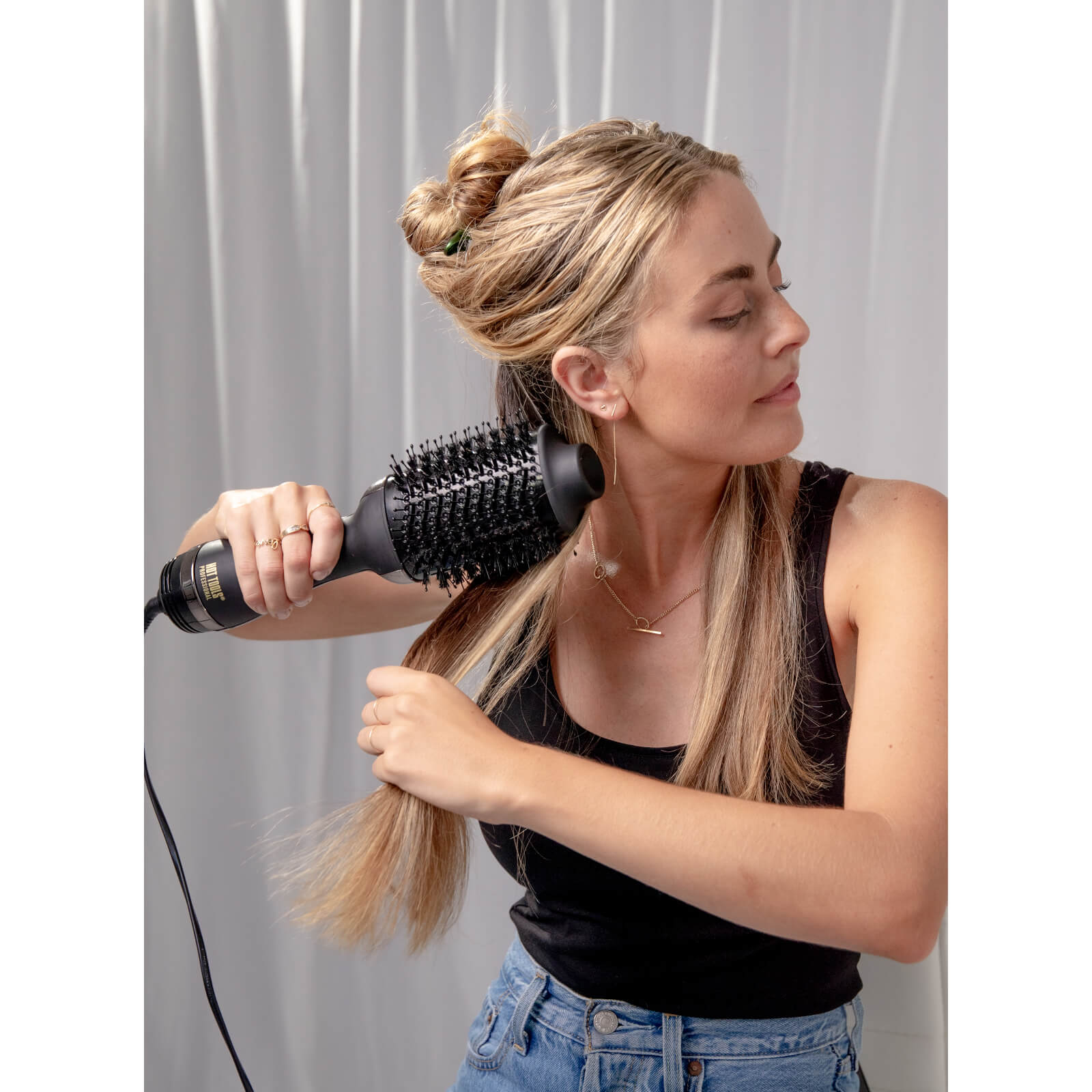 Hot Tools Volumiser One-Step Blowout Brush