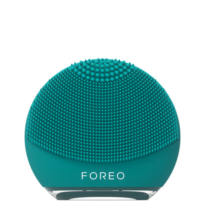 FOREO LUNA 4 GO 2-Zone Facial Cleansing and Firming Device for All Skin Types (Various Colours)