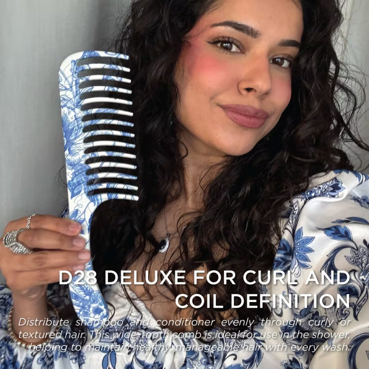 Denman D28 Deluxe Wide Tooth Detangling Comb - Blue Belle