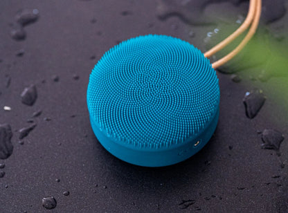 FOREO LUNA 4 Body - Massaging Body Brush