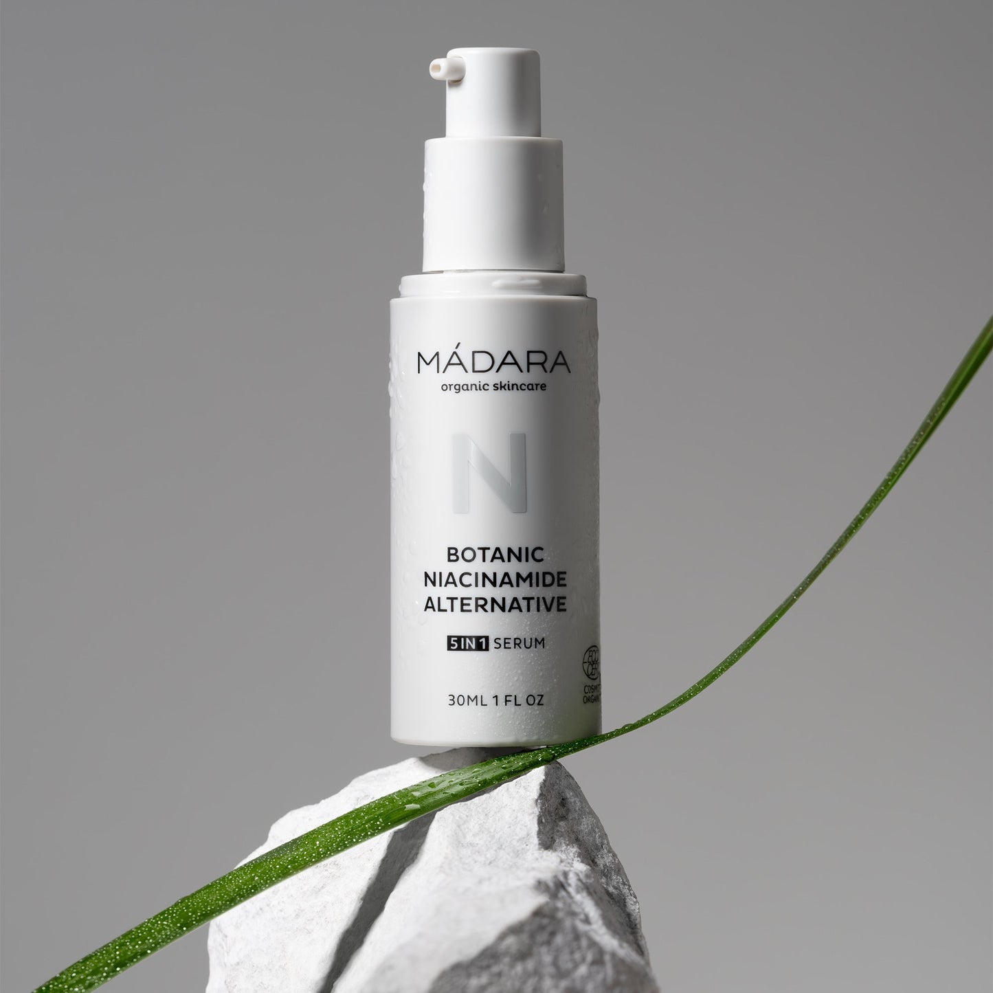 Madara Botanic Niacinamide Alternative 5 In 1 Serum 30ml
