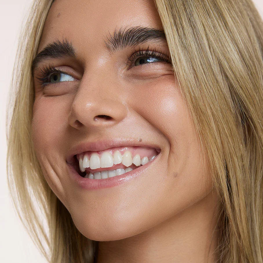 Nude by Nature Moisture Infusion Foundation 30ml