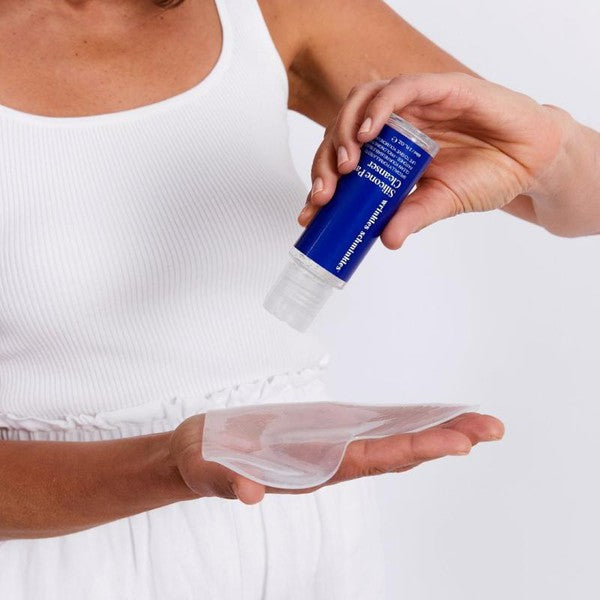 Wrinkles Schminkles Silicone Pad Cleaning Solution 